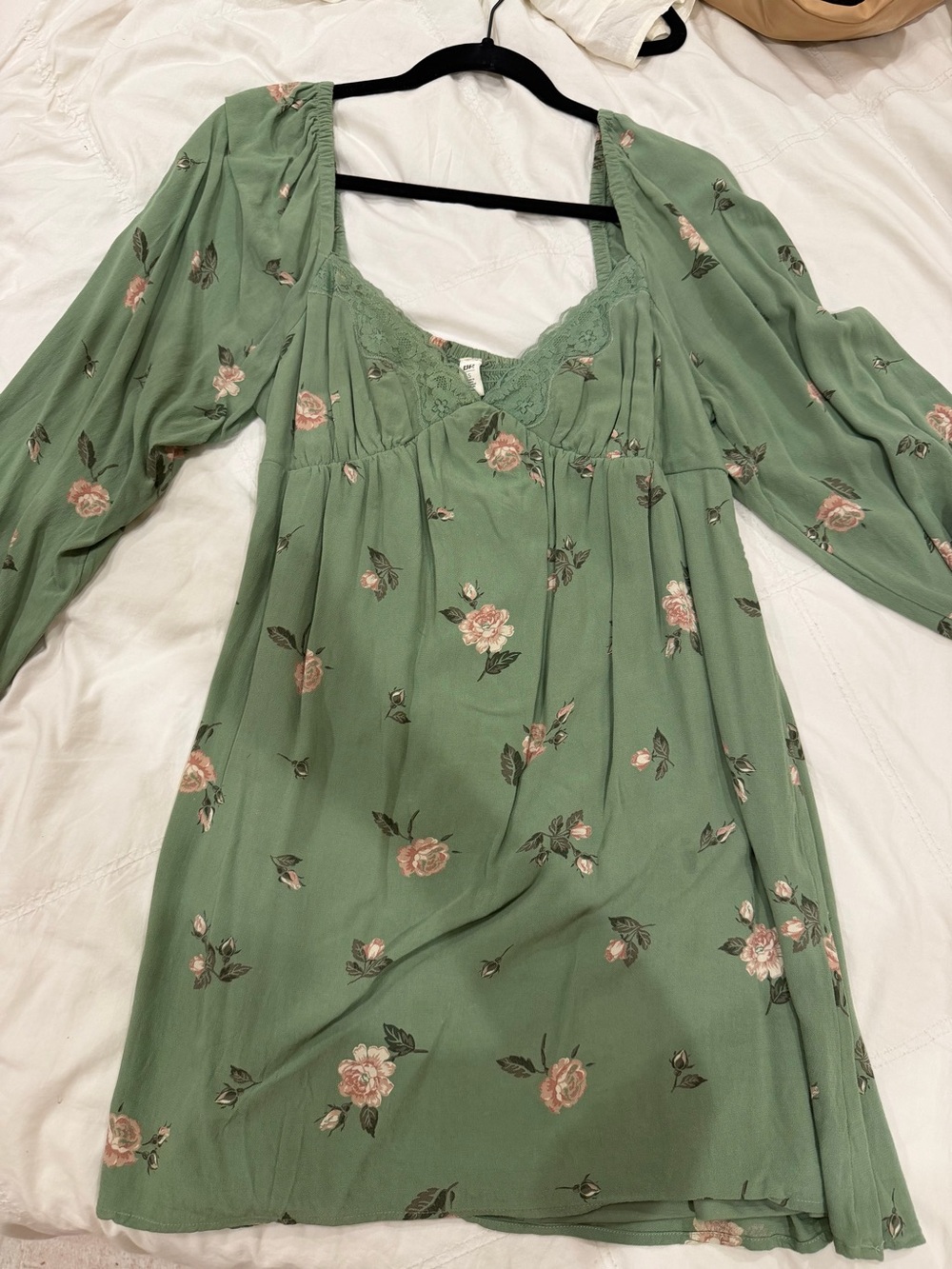 bp Green Floral Lace-Trim Long Sleeve Mini Dress